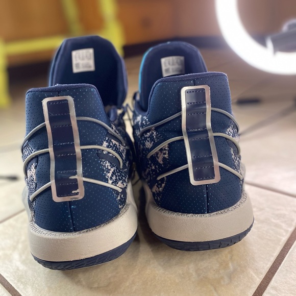 [FY4265] Adidas Mens Dame 7 - Vet Tix size 17 - Picture 5 of 8